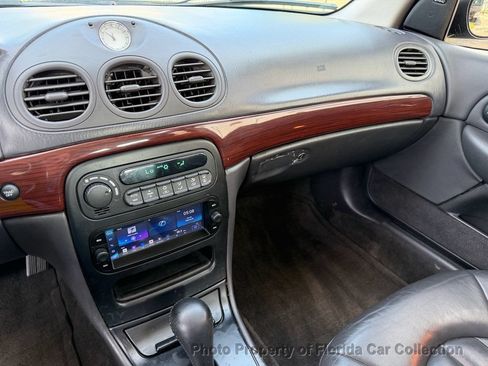 Used 1999 Chrysler 300M FWD image 38