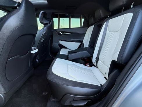 Used 2023 Kia EV6 GT-Line w/ GT-Line White Seat Package image 18