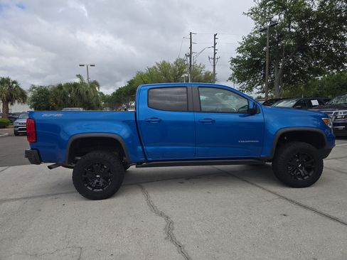 Used 2022 Chevrolet Colorado ZR2 w/ ZR2 Dusk Special Edition AWD/4WD image 9