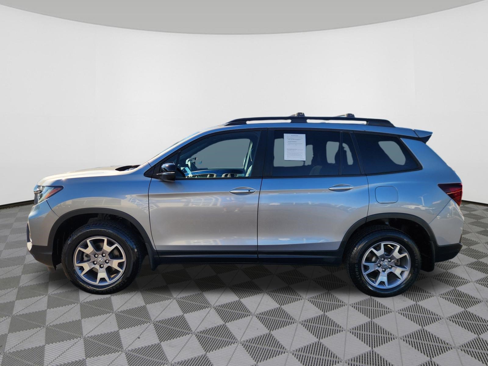 Certified 2023 Honda Passport TrailSport image 5