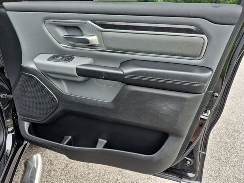 Used 2019 RAM 1500 Big Horn AWD/4WD image 30