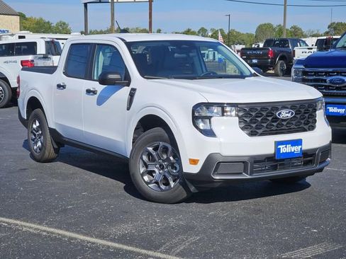 New 2025 Ford Maverick XLT w/ Equipment Group 302A image 2