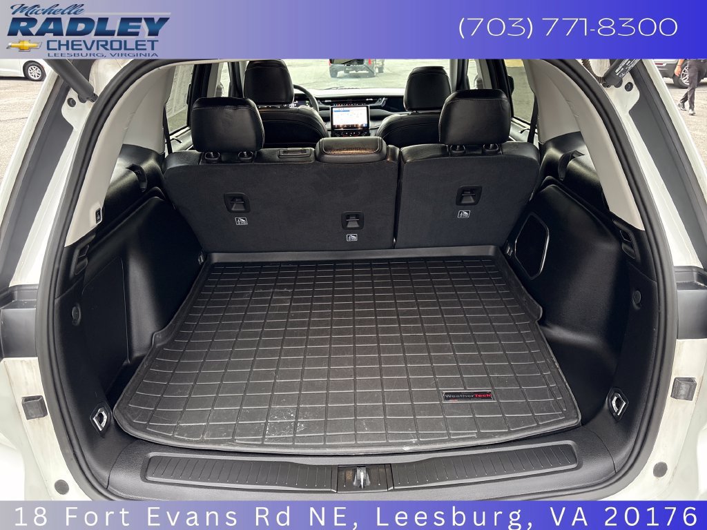 Used 2023 Jeep Grand Cherokee 4WD 4xe w/ Luxury Tech Group II image 11