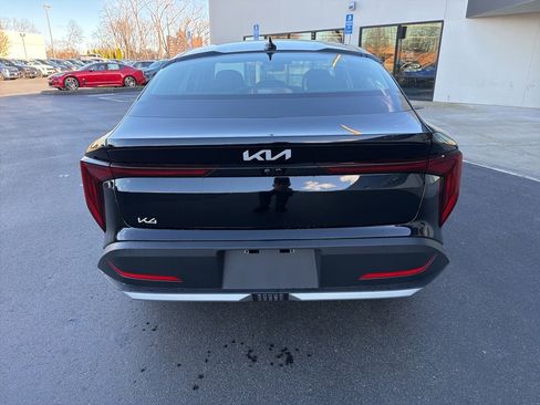New 2025 Kia K4 LX image 7