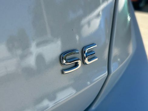 Used 2023 Volkswagen Jetta SE image 14