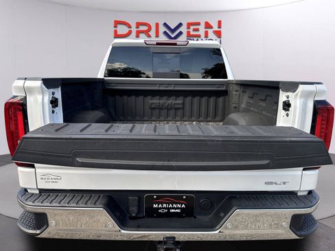 Used 2024 GMC Sierra 1500 SLT w/ SLT Premium Plus Package AWD/4WD image 34