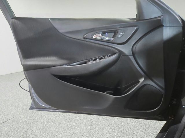 Used 2018 Chevrolet Malibu LT FWD image 18