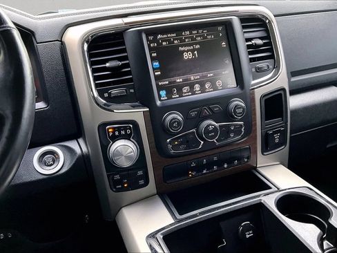 Used 2015 RAM 1500 Laramie w/ Convenience Group AWD/4WD image 11