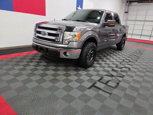 Used 2014 Ford F150 XLT w/ Equipment Group 301A Mid RWD image 3