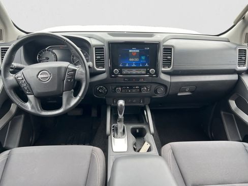 Certified 2024 Nissan Frontier SV w/ SV Convenience Package AWD/4WD image 12