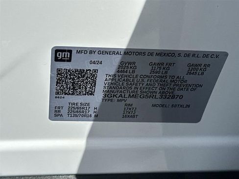 Used 2024 GMC Terrain SLE image 32