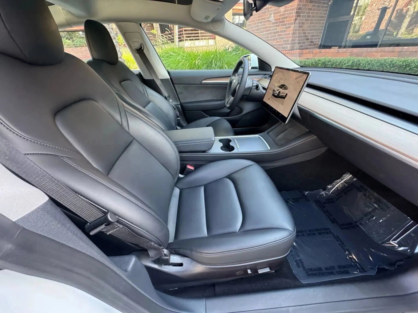 Used 2021 Tesla Model 3 Standard Range Plus RWD image 9