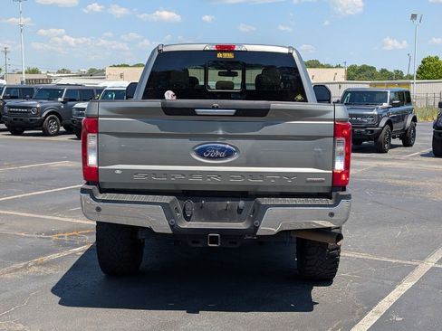 Used 2019 Ford F250 Lariat w/ Lariat Value Package image 6