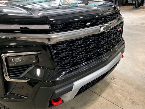 Used 2024 Chevrolet Traverse Z71 AWD/4WD image 33