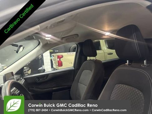 Used 2025 Ford Escape Active AWD/4WD image 11