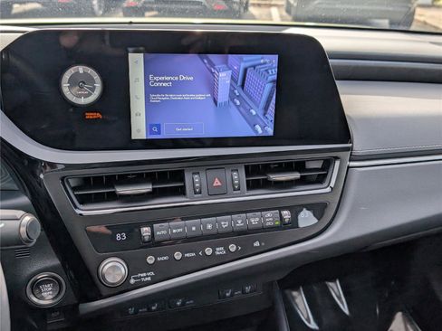 Certified 2024 Lexus ES 350 w/ Premium Package image 28