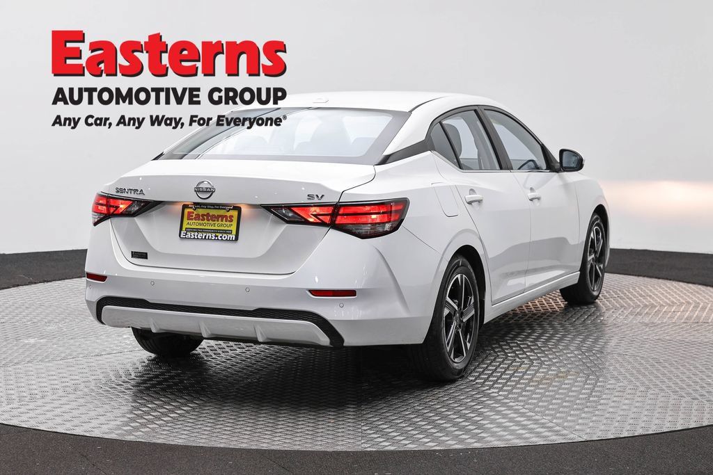 Used 2024 Nissan Sentra SV FWD image 5