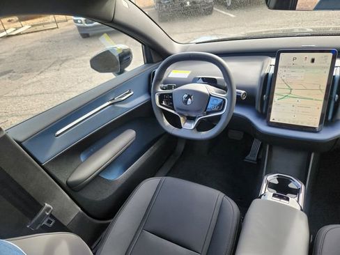 New 2026 Volvo EX30 Plus w/ Climate Package AWD/4WD image 10