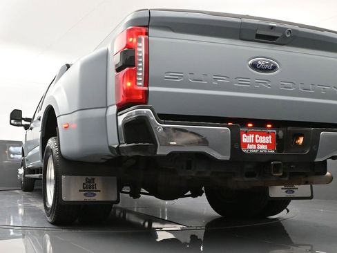 Used 2024 Ford F350 Lariat w/ Chrome Package image 36