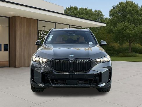 New 2026 BMW X5 sDrive40i w/ M Sport Package image 3