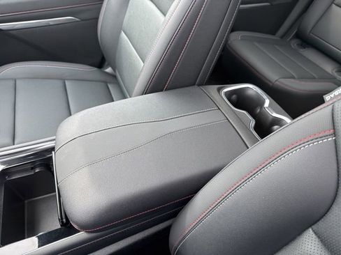 Used 2025 Chevrolet Traverse Z71 w/ Enhanced Driving Package image 30