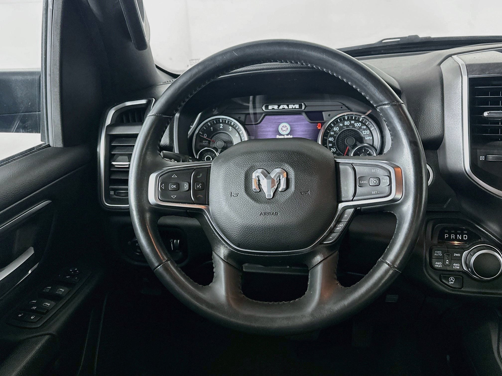 Used 2024 RAM 1500 Big Horn AWD/4WD image 17