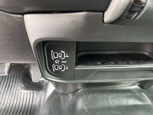 New 2026 RAM 2500 Tradesman AWD/4WD image 28