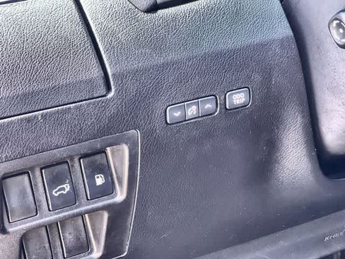 Used 2011 Lexus RX 350 2WD w/ Premium Pkg image 29