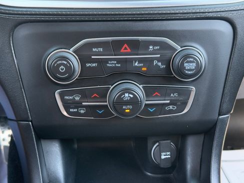Used 2020 Dodge Charger R/T w/ Plus Group image 27