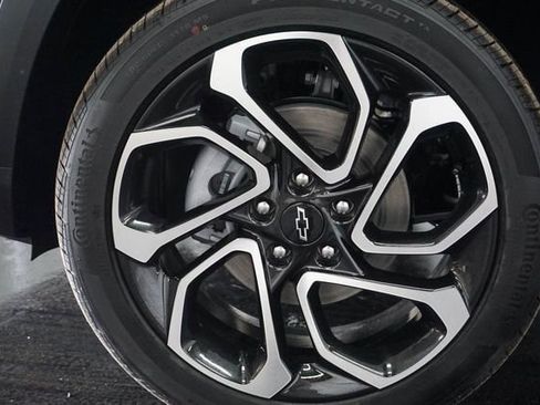 New 2026 Chevrolet Trax RS FWD image 4