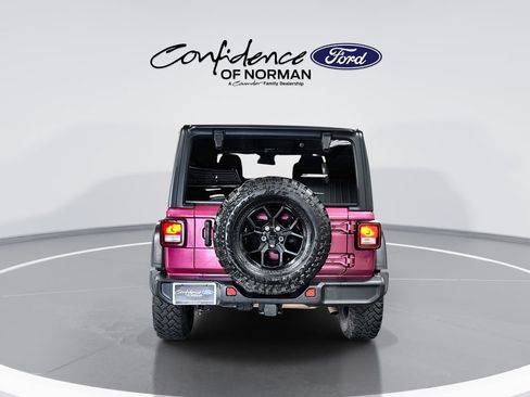Used 2024 Jeep Wrangler Unlimited Sport AWD/4WD image 7