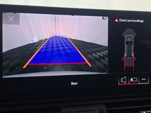 Used 2023 Audi Q5 2.0T Premium w/ Convenience Package image 45