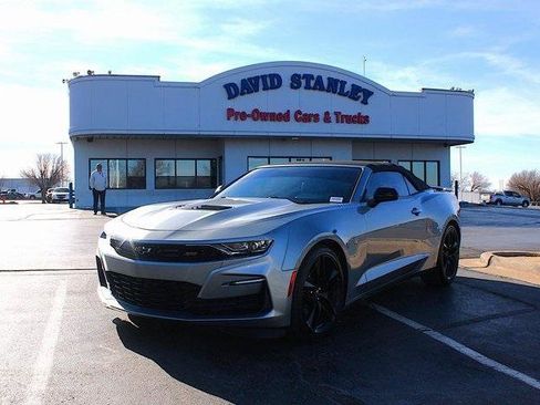 Used 2023 Chevrolet Camaro SS image 2