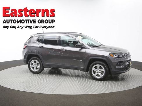Used 2024 Jeep Compass Latitude AWD/4WD image 42