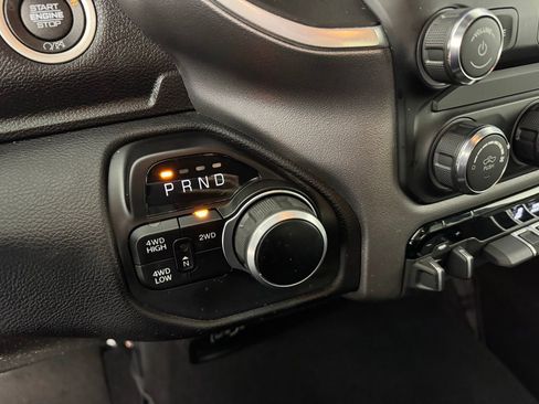 Used 2024 RAM 2500 Big Horn w/ Bed Utility Group image 20