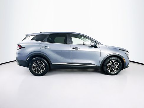 Used 2025 Kia Sportage LX FWD image 10