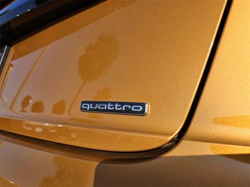 Used 2023 Audi Q8 Premium Plus w/ Premium Plus Package image 45