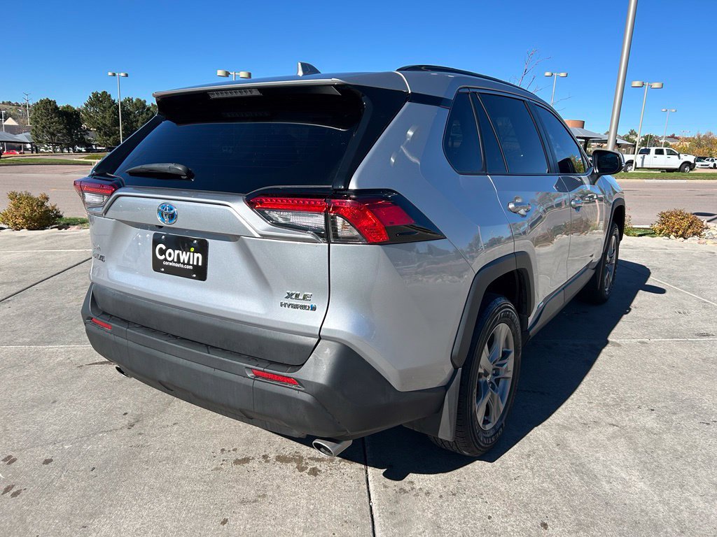 Used 2024 Toyota RAV4 XLE w/ Convenience Package AWD/4WD image 9