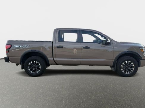 Used 2024 Nissan Titan PRO-4X w/ Pro-4x Convenience Package AWD/4WD image 7