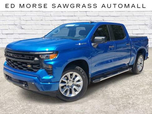 Certified 2023 Chevrolet Silverado 1500 Custom image 1