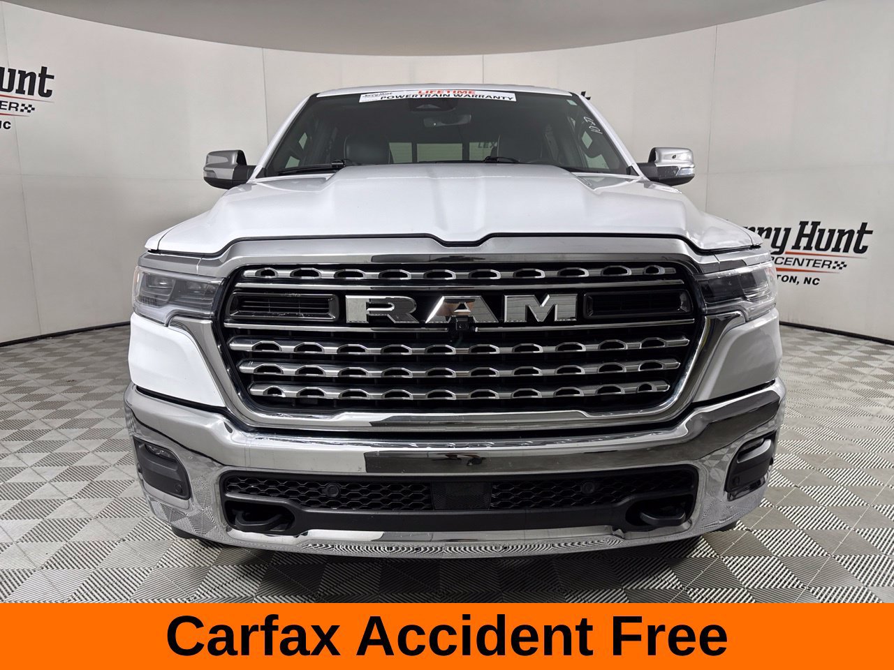 Used 2026 RAM 1500 Limited AWD/4WD image 3