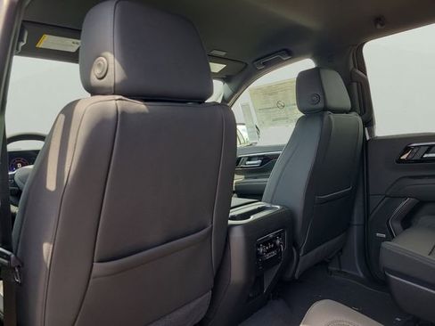 New 2026 Chevrolet Suburban LT w/ Comfort Package RWD image 11
