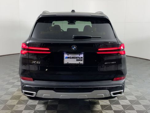 New 2026 BMW X5 sDrive40i w/ Premium Package image 8