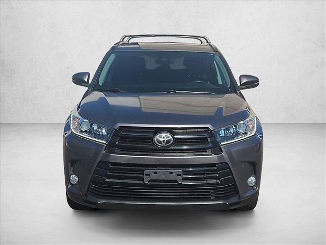 Used 2018 Toyota Highlander SE AWD/4WD image 2