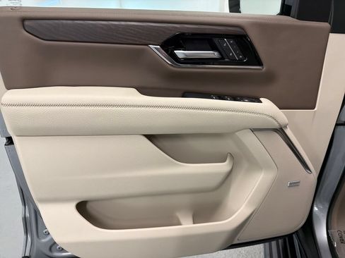 New 2026 GMC Yukon XL Denali w/ Sun & Power Step Package RWD image 12
