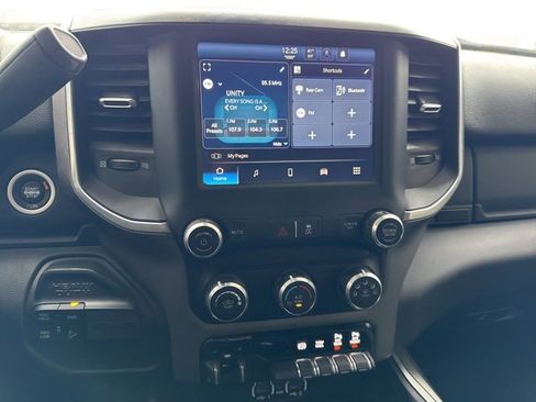 Used 2024 RAM 2500 Big Horn w/ Off Road Package image 9