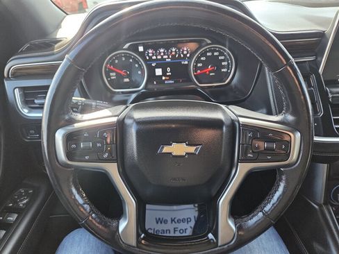 Used 2021 Chevrolet Suburban Premier image 15