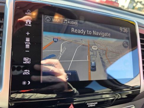 Used 2017 Honda Pilot EX-L image 24