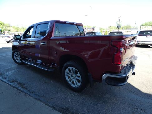 Used 2023 Chevrolet Silverado 1500 LTZ w/ Z71 Off-Road Package AWD/4WD image 11