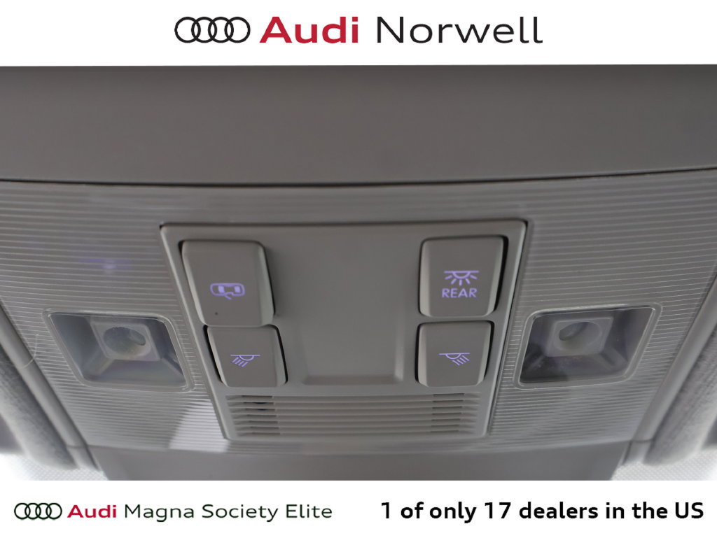 Used 2023 Volkswagen Tiguan SE AWD/4WD image 7